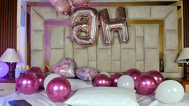 AggathaSanders  online show from 10/26/25, 12:55