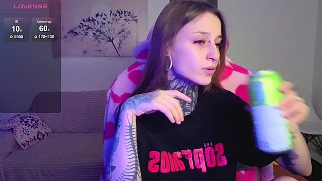 LilithPoison online show from 10/04/25, 06:06