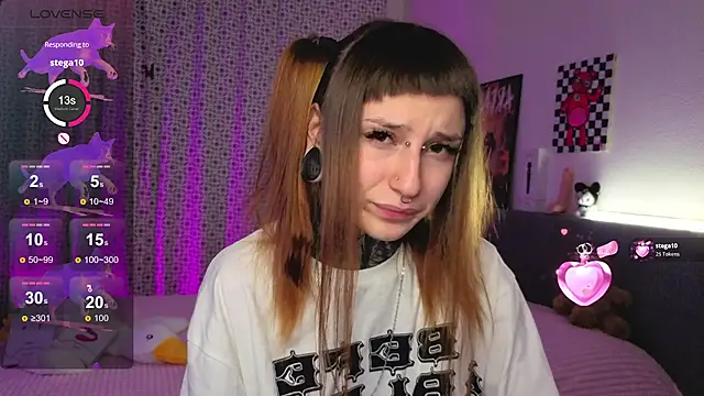 LilithPoison online show from 11/05/25, 06:19