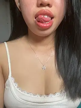 Rose-babyx online show from 06/24/26, 02:21