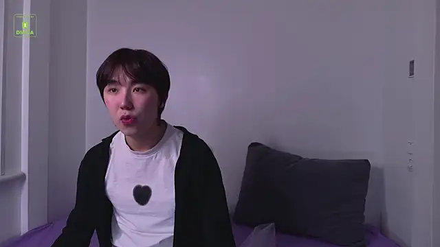 Snapshot of HeejinWang chatting on 03/29/26, 03:23 HeejinWang online show from 03/29/26, 03:23