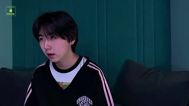 HeejinWang online show from 06/24/26, 04:22