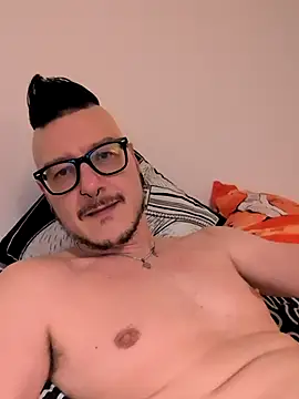 cruiserpup online show from 12/22/25, 06:38