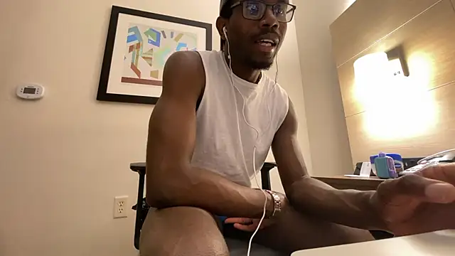 SandroSays online show from 12/01/25, 12:04