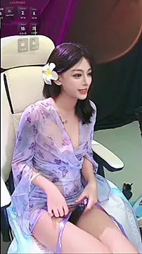 lulu5211 online show from 10/16/25, 11:55