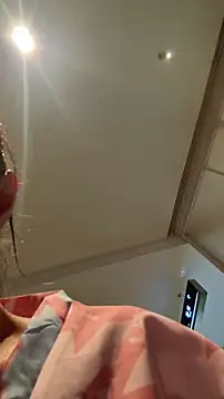 lulu5211 online show from 10/27/25, 07:12