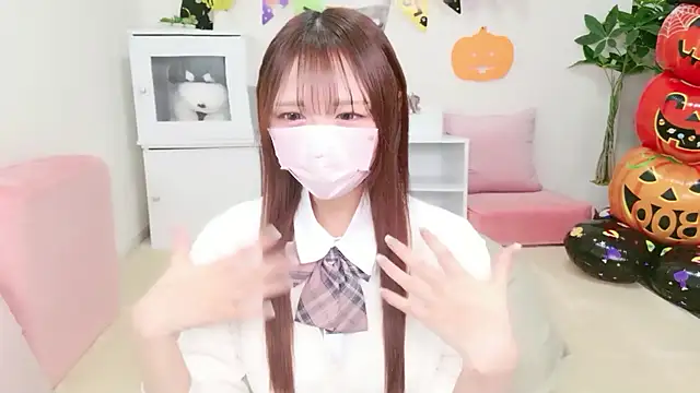 Snapshot of Yurika_ch chatting on 11/01/25, 01:35 Yurika ch online show from 11/01/25, 01:35