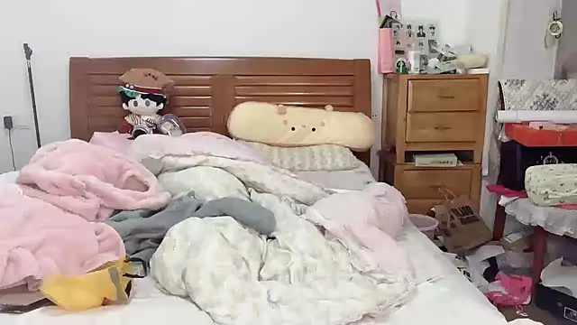 Akong11 online show from 10/22/25, 04:40