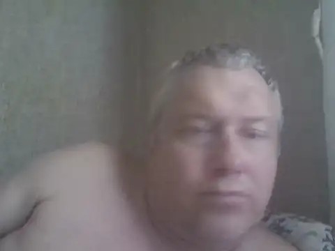 Snapshot of evulis1 chatting on 08/03/26, 12:21 evulis1 online show from 08/03/26, 12:21