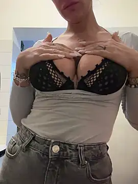 ainaht online show from 01/15/26, 08:41