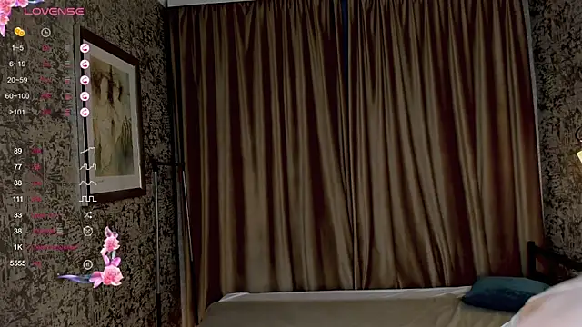 AlettaEve online show from 09/26/25, 03:05