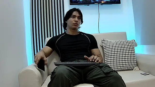 toji luxxer online show from 09/15/25, 11:43