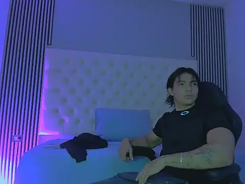 toji luxxer online show from 09/16/25, 12:06