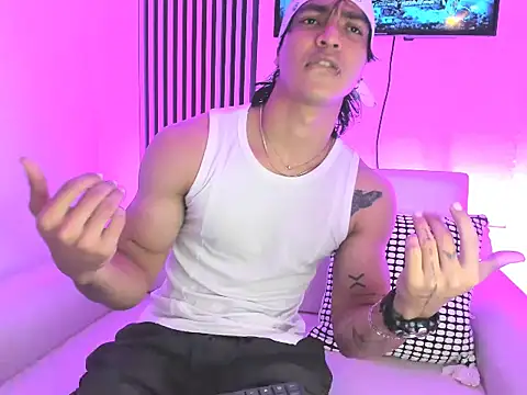 toji luxxer online show from 09/21/25, 10:22