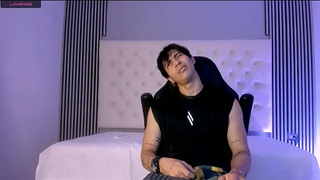 toji luxxer online show from 12/03/25, 04:09