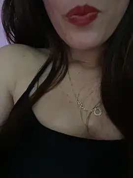Snapshot of Moon_pusy chatting on 05/21/26, 02:57 Moon pusy online show from 05/21/26, 02:57