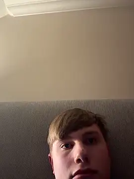 Snapshot of Sammyboy2211 chatting on 03/13/26, 07:53 Sammyboy2211 online show from 03/13/26, 07:53