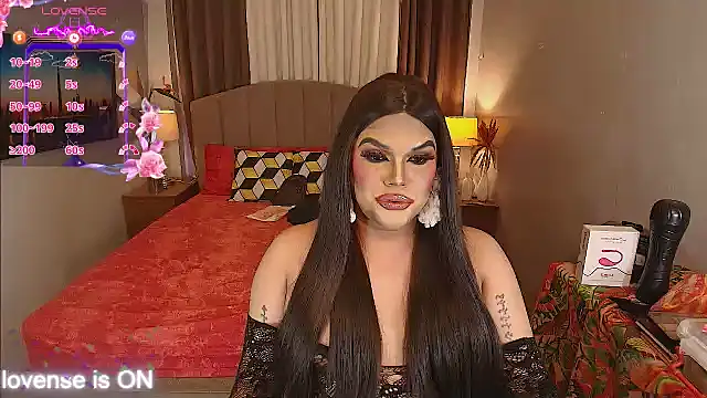 Snapshot of InsatiableSexQueen chatting on 11/13/25, 11:20 InsatiableSexQueen online show from 11/13/25, 11:20