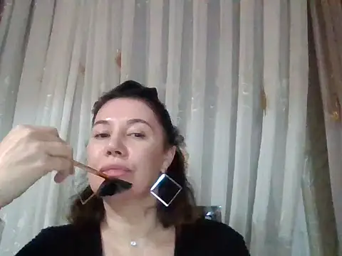 Lomivah online show from 11/04/25, 05:12