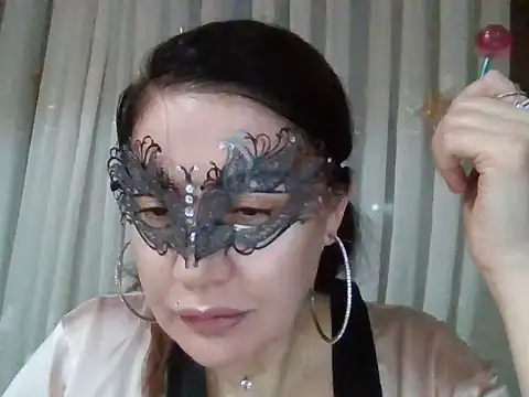 Lomivah online show from 11/08/25, 05:12