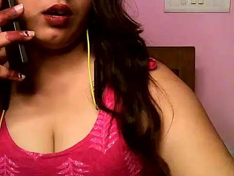 Snapshot of Mahi_Chaudhary chatting on 10/11/25, 01:20 Mahi Chaudhary online show from 10/11/25, 01:20