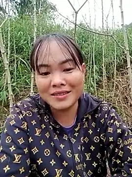 emilyzz online show from 11/20/25, 09:53