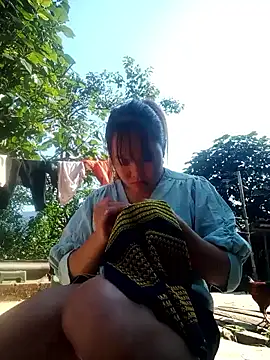 emilyzz online show from 11/23/25, 07:08