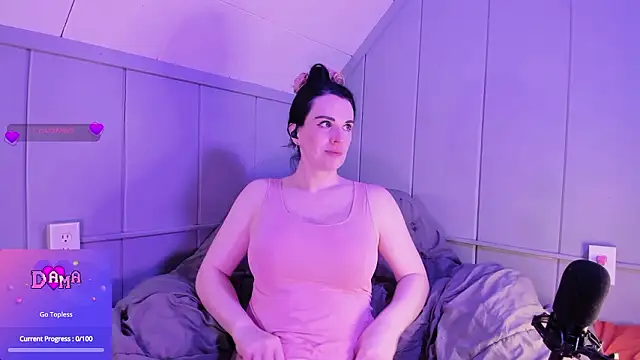 Snapshot of DamaDevotchka chatting on 02/23/26, 01:03 DamaDevotchka online show from 02/23/26, 01:03