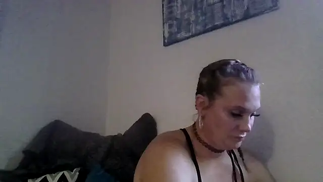 Snapshot of Ariasweetaspie chatting on 10/03/25, 02:47 Ariasweetaspie online show from 10/03/25, 02:47