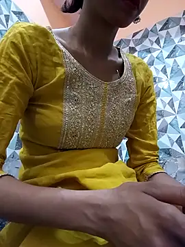 Snapshot of Hotygirl111 chatting on 03/07/26, 05:26 Hotygirl111 online show from 03/07/26, 05:26