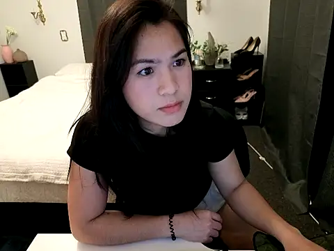 ZoeyJohnson online show from 09/24/25, 08:06