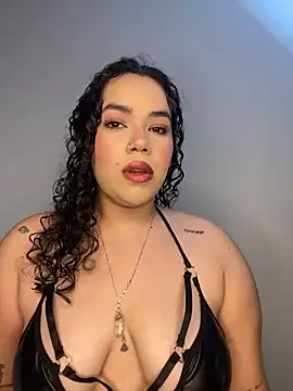 krisstenSantos online show from 11/10/25, 11:20