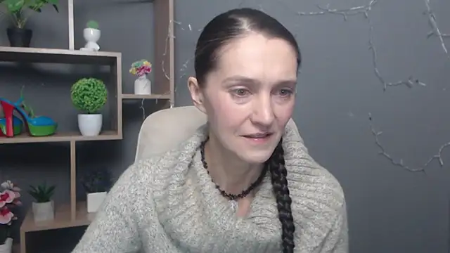 TayaFinch online show from 11/11/25, 01:44