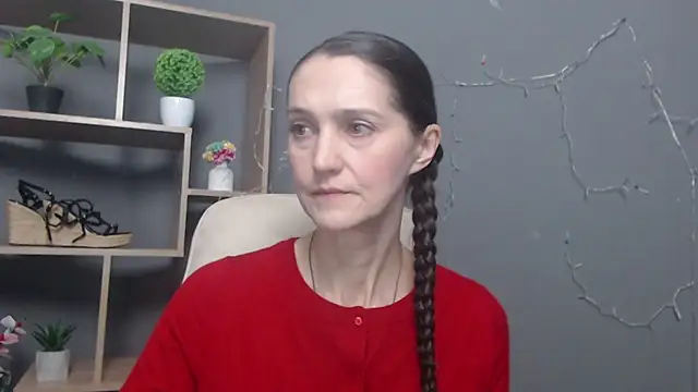 TayaFinch online show from 11/26/25, 01:34