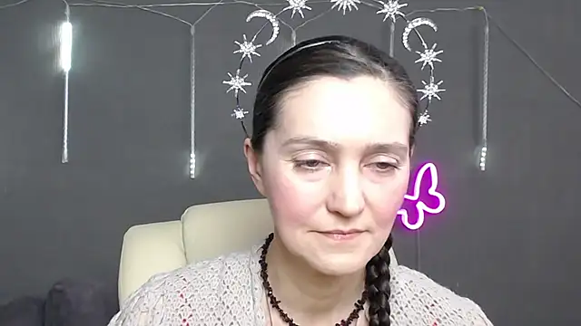 TayaFinch online show from 04/25/26, 01:41