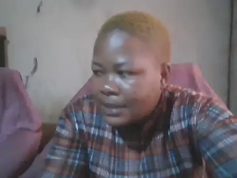 Snapshot of Bustyass93 chatting on 01/11/26, 01:27 Bustyass93 online show from 01/11/26, 01:27