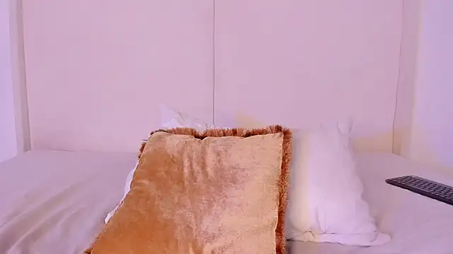 Sofi glow online show from 04/28/26, 02:27
