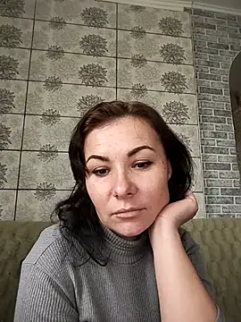 Mia24Blove online show from 10/14/25, 09:43