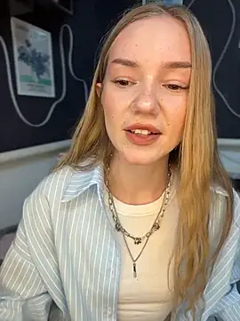 MilaMoone online show from 05/16/26, 11:31