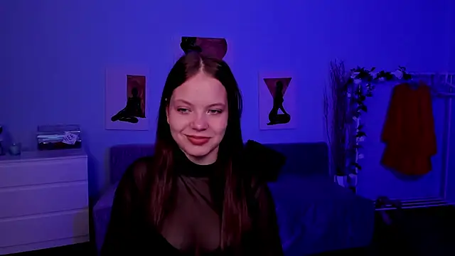 BetsyKiss online show from 12/01/25, 05:12
