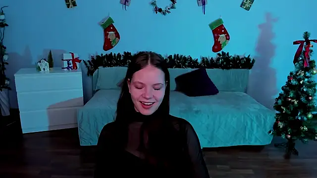 BetsyKiss online show from 12/21/25, 05:14