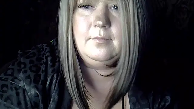 YuliiaSan online show from 09/22/25, 06:21