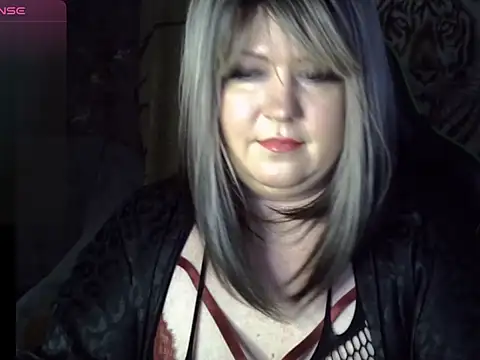 YuliiaSan online show from 11/11/25, 12:49