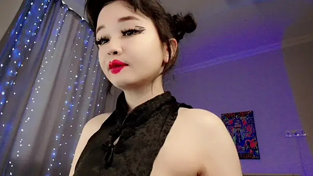 Snapshot of Dazzl1ngFire chatting on 01/18/26, 05:00 Dazzl1ngFire online show from 01/18/26, 05:00