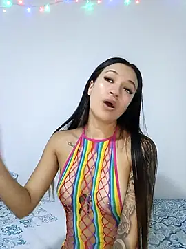 Snapshot of MiQeilaSweet chatting on 02/13/26, 09:22 MiQeilaSweet online show from 02/13/26, 09:22