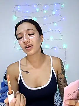 Snapshot of MiQeilaSweet chatting on 02/24/26, 02:26 MiQeilaSweet online show from 02/24/26, 02:26