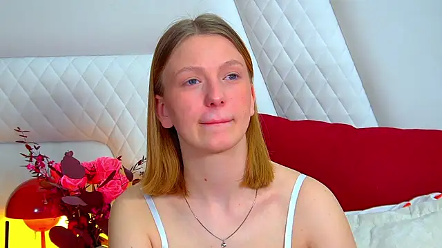 BeatriceBinoche online show from 05/02/26, 06:46
