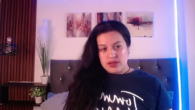 Andrea secret  online show from 11/12/25, 02:39