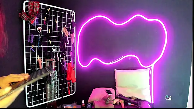 Mistress Megan BDSM online show from 11/04/25, 08:08