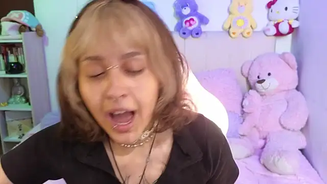 Snapshot of NekoWaifu chatting on 03/26/26, 01:28 NekoWaifu online show from 03/26/26, 01:28